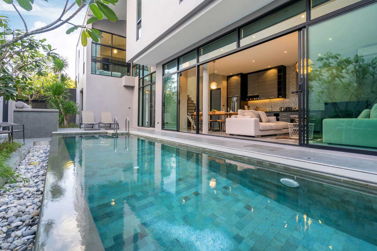 Aluminium sliding doors Surrey