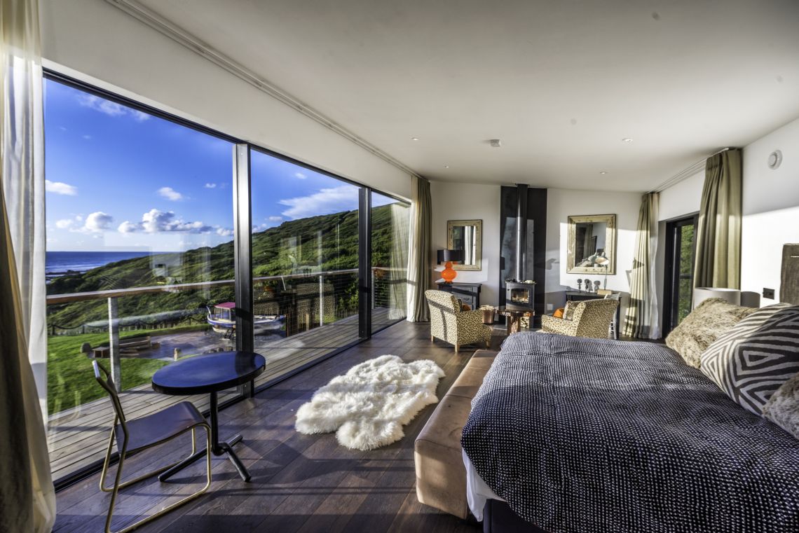 Aluminium sliding doors installed in Barford Beach House
