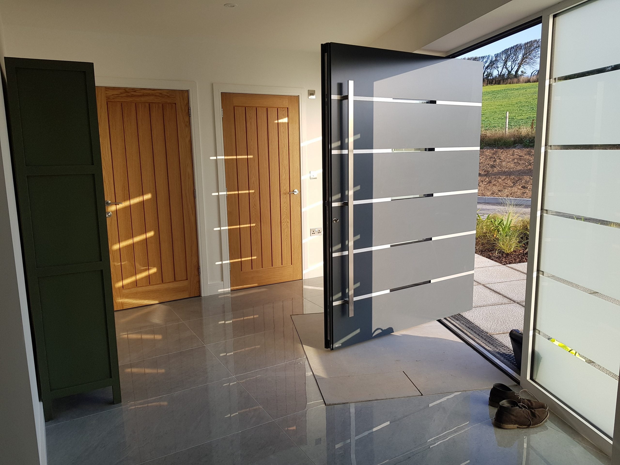 Pivot Doors UK
