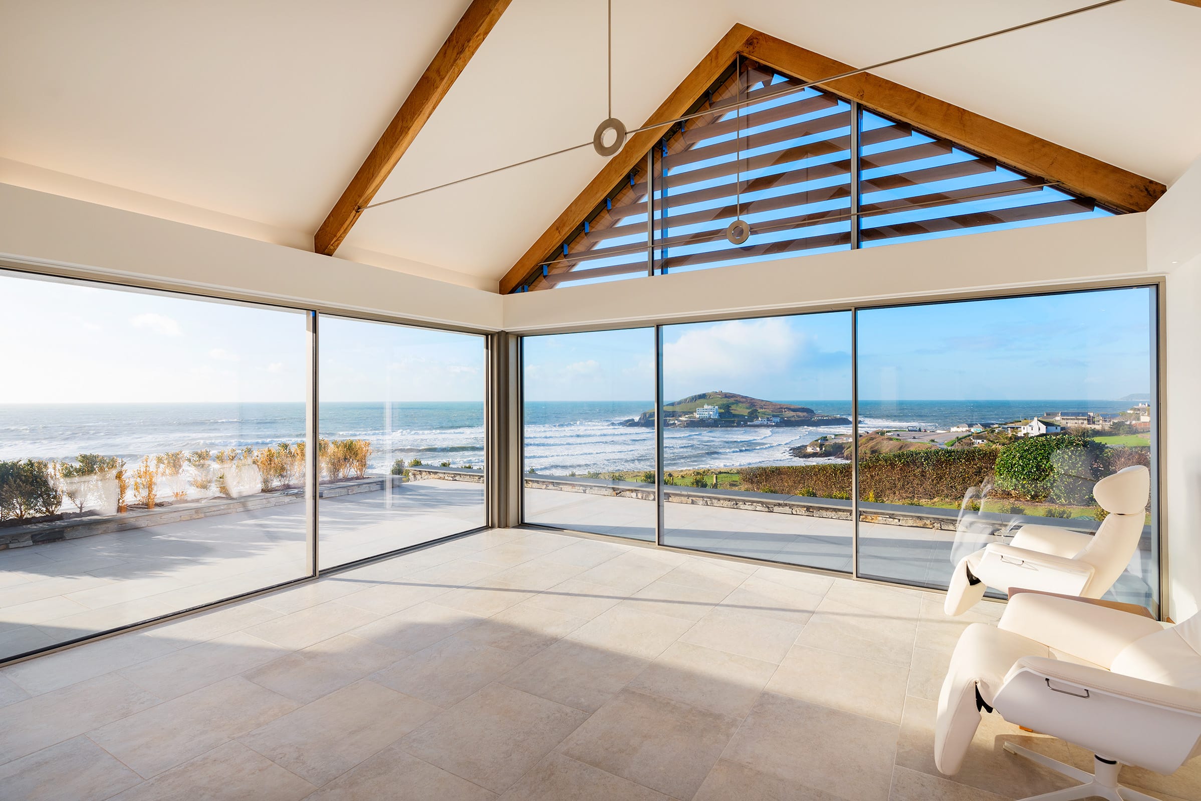 Slimline aluminium sliding doors UK